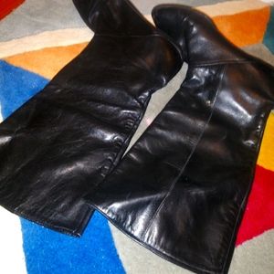 Used Italian leather boots - black, size 7.5